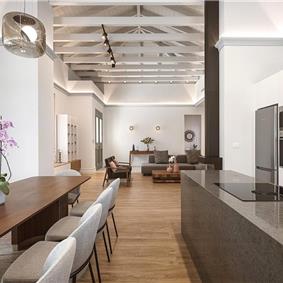 5 bedroom villa with indoor and outdoor pool in Chania town, sleeps 10